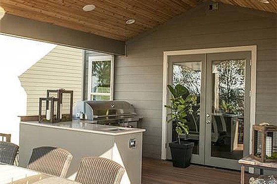 Covered Patio - 4000 square foot Craftsman home