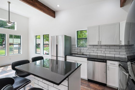 Photo 7 for Contemporary House Plan #932-433 - 3 bed, 2 bath