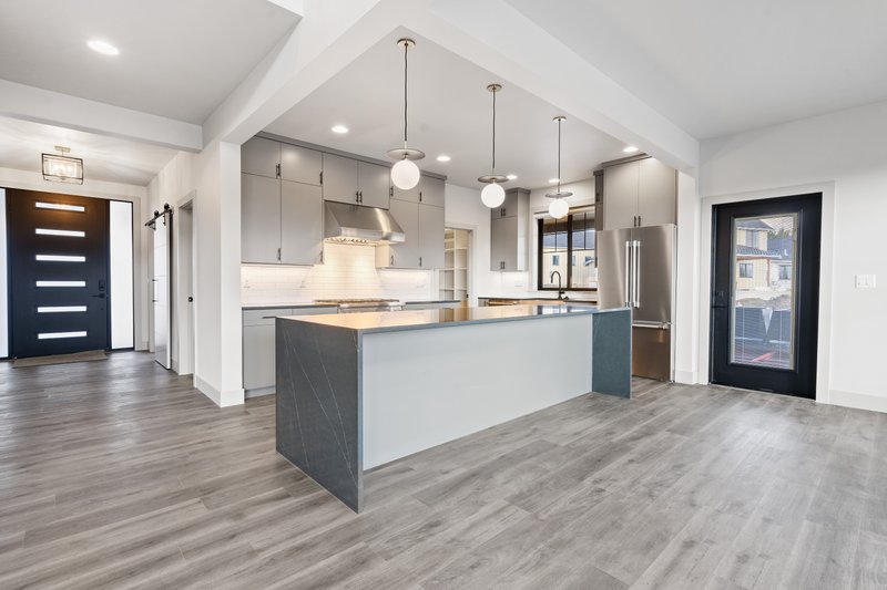 Home Plan - Farmhouse Photo Plan #1070-139