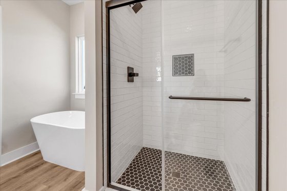 Interior - Master Bathroom 2 for Craftsman House Plan #20-1220 - 3 bed, 2.5 bath