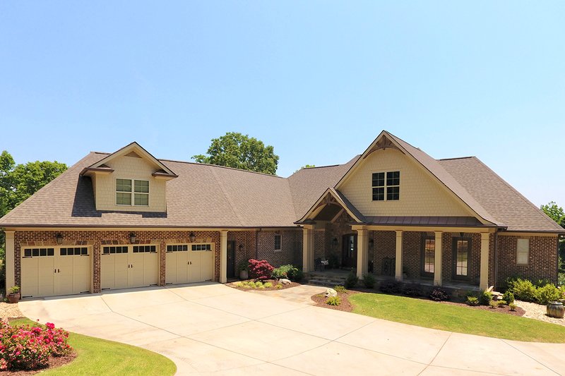 House Blueprint - Craftsman Exterior - Front Elevation Plan #437-102