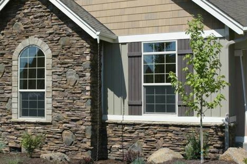 Architectural House Design - Exterior - Front Elevation 9 for Craftsman House Plan #48-103 - 2 bed, 2 bath
