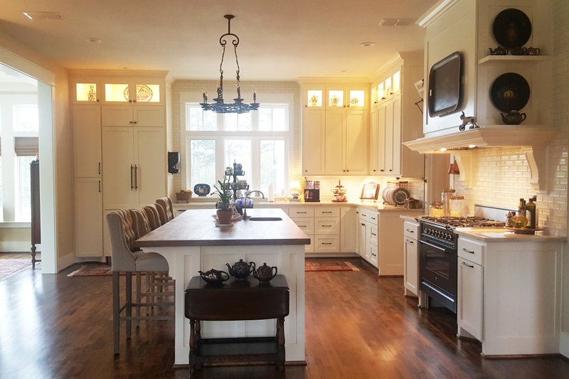 Architectural House Design - Interior - Kitchen for Farmhouse House Plan #928-359 - 3 bed, 3.5 bath