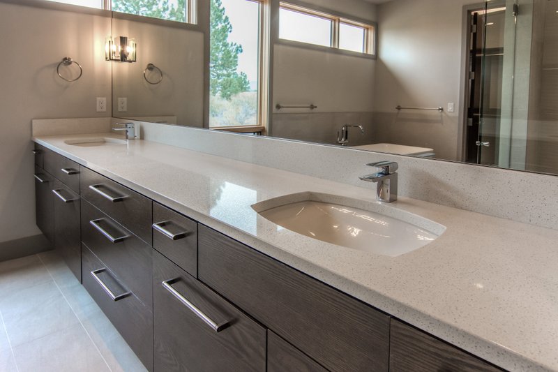 Dream House Plan - Interior - Bathroom for Modern House Plan #892-14 - 3 bed, 3.5 bath