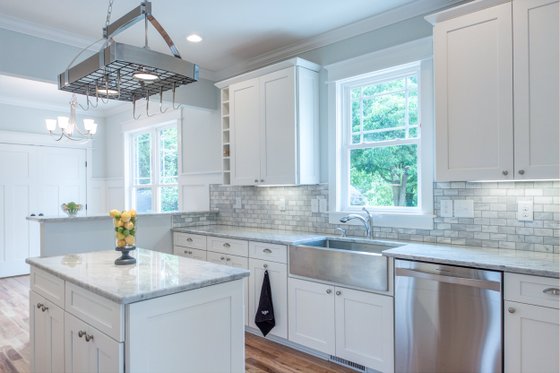 Interior - Kitchen for Craftsman House Plan #44-232 - 3 bed, 2 bath