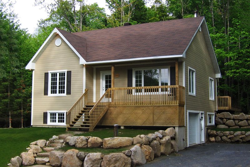 House Blueprint - Cottage Exterior - Front Elevation Plan #23-609