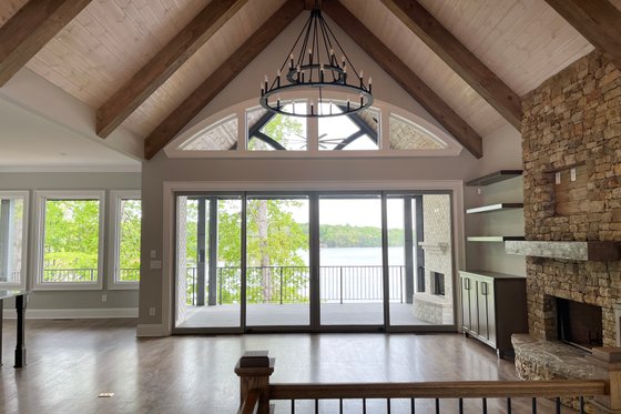 Interior - Family Room for Craftsman House Plan #437-124 - 3 bed, 3.5 bath