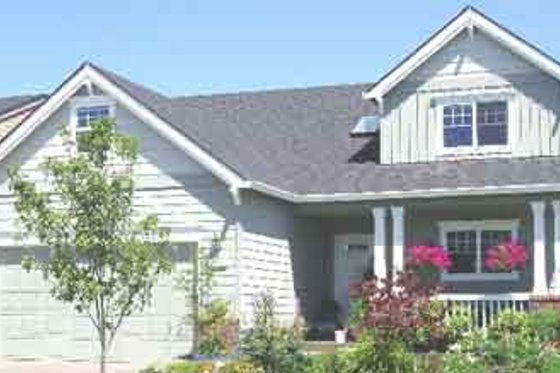 Exterior - Front Elevation for Traditional House Plan #130-142 - 4 bed, 2.5 bath
