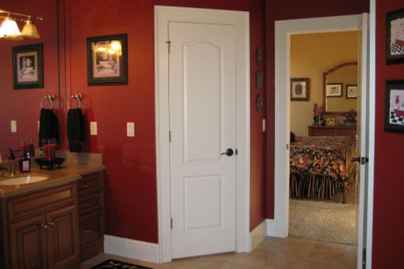 Home Plan - Photo 8 for Country House Plan #437-43 - 4 bed, 4.5 bath