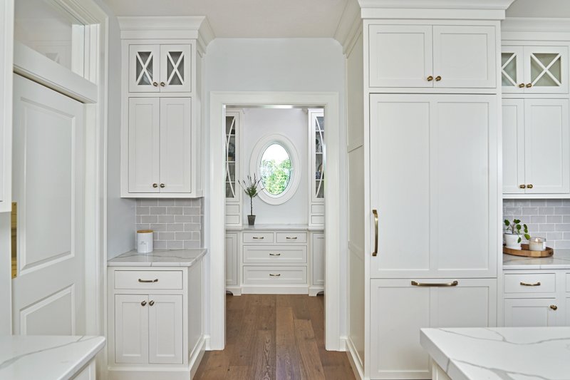 Home Plan - Interior - Kitchen 1 for Farmhouse House Plan #928-313 - 4 bed, 4.5 bath