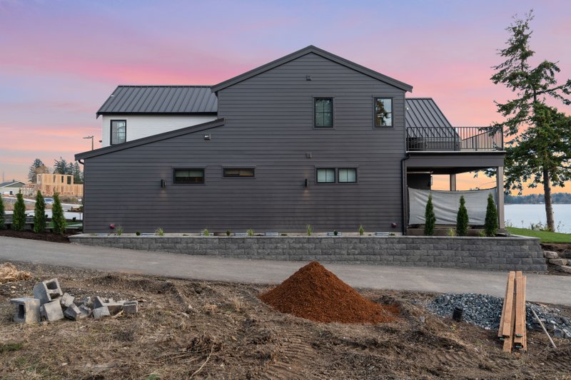House Design - Photo 8 for Contemporary House Plan #1070-193 - 4 bed, 3.5 bath