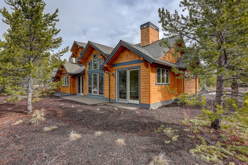 House Blueprint - Exterior - Rear Elevation for Craftsman House Plan #892-38 - 4 bed, 5 bath