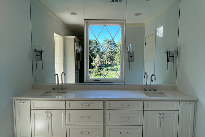 Dream House Plan - Interior - Master Bathroom for Farmhouse House Plan #437-125 - 4 bed, 3.5 bath