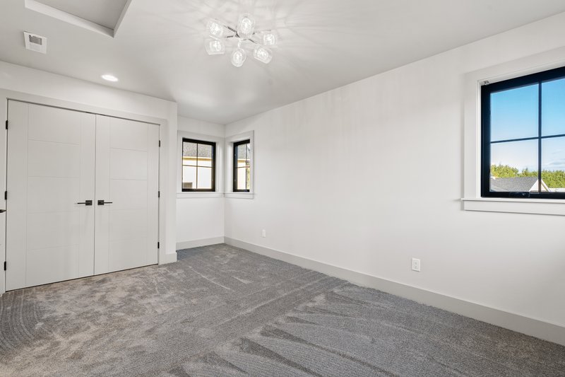 Home Plan - Farmhouse Photo Plan #1070-139