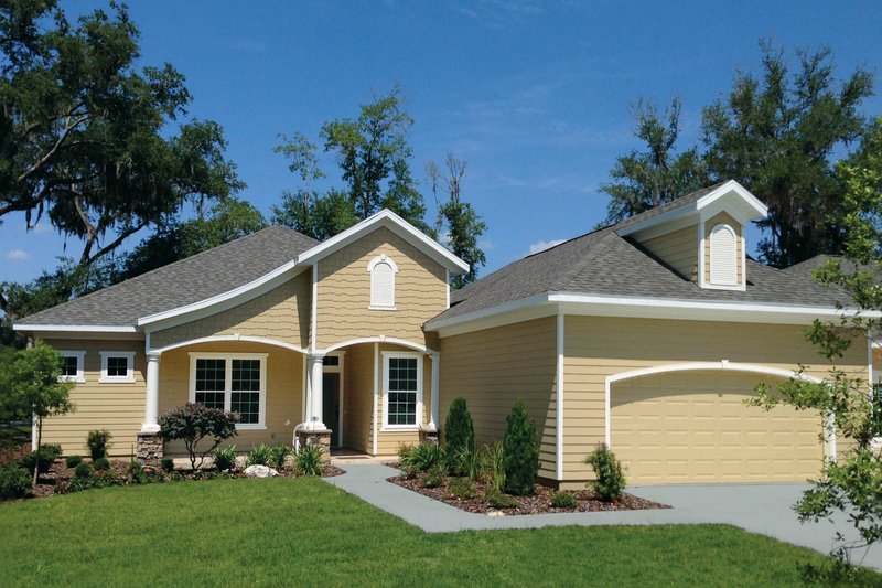 Dream House Plan - Farmhouse Exterior - Front Elevation Plan #938-145