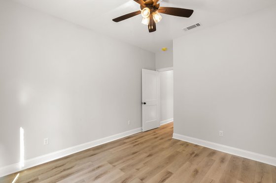 Photo 34 for Traditional House Plan #430-409 - 4 bed, 2 bath