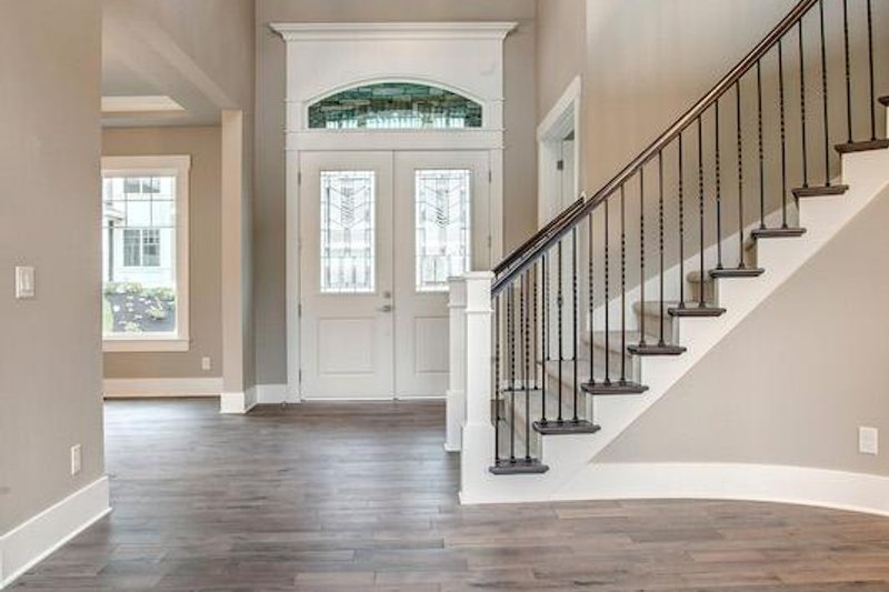 House Blueprint - Interior - Entry 1 for Traditional House Plan #1066-70 - 6 bed, 3.5 bath