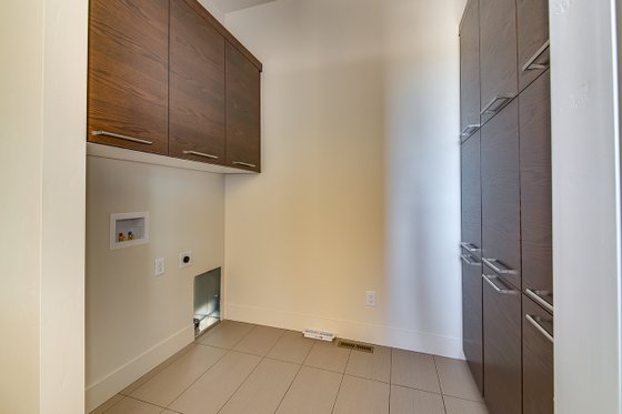 Laundry/Mudroom