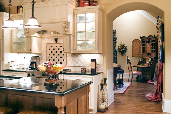 Interior - Kitchen for Traditional House Plan #927-11 - 5 bed, 4.5 bath