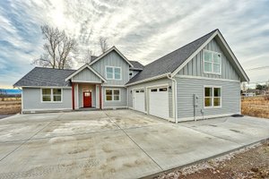 House Plan Design - Country Photo Plan #1070-266