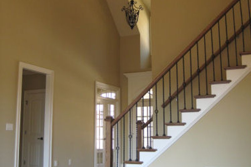 Home Plan - Photo 4 for Traditional House Plan #437-38 - 4 bed, 3.5 bath