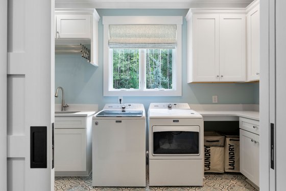 Interior - Laundry for Southern House Plan #928-374 - 4 bed, 4.5 bath