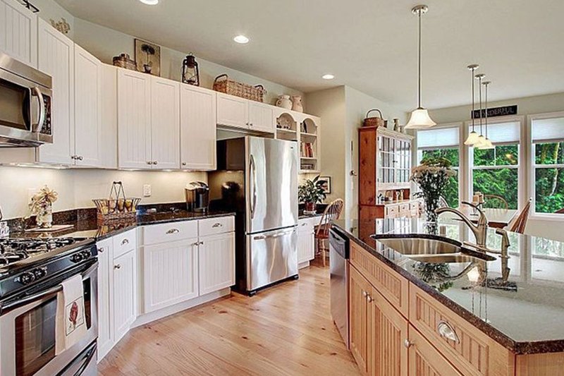 Architectural House Design - Photo 9 for Craftsman House Plan #132-101 - 2 bed, 2 bath