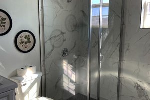 Interior - Master Bathroom for Country House Plan #21-454 - 3 bed, 2 bath