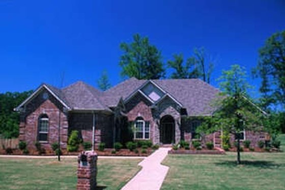 Photo 3 for Southern House Plan #17-1048 - 4 bed, 2.5 bath