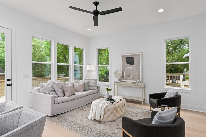 Dream House Plan - Interior - Family Room for Modern House Plan #1085-4 - 3 bed, 2.5 bath