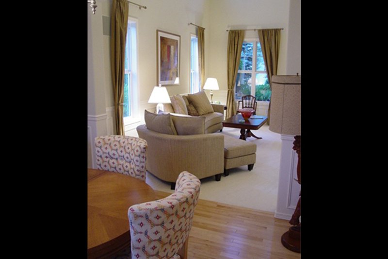 Dream House Plan - Photo 10 for Traditional House Plan #132-127 - 3 bed, 2.5 bath