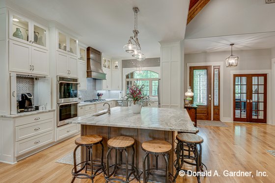 Interior - Kitchen for European House Plan #929-1056 - 4 bed, 3 bath