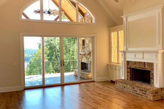 Interior - Other 3 for Craftsman House Plan #437-105 - 5 bed, 5 bath