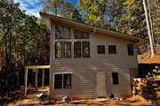Contemporary Style House Plan - 3 Beds 2 Baths 1559 Sq/Ft Plan #932-1032 