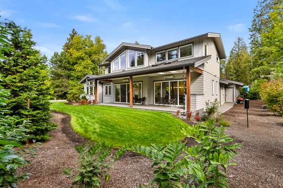 Photo 4 for Modern House Plan #1070-125 - 3 bed, 2.5 bath