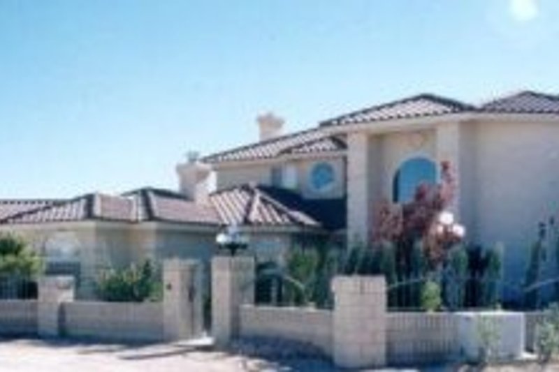 Dream House Plan - Adobe / Southwestern Exterior - Front Elevation Plan #1-905