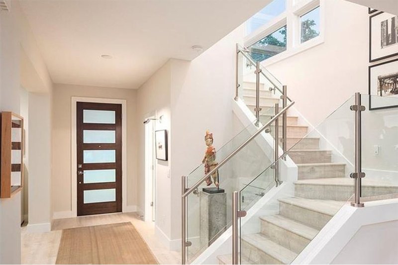Architectural House Design - Interior - Entry for Contemporary House Plan #1058-180 - 4 bed, 3.5 bath