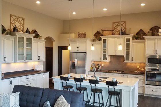 Interior - Kitchen for Craftsman House Plan #70-1481 - 3 bed, 2.5 bath