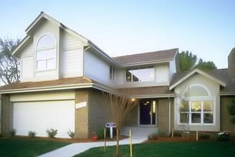 Dream House Plan - Modern Exterior - Front Elevation Plan #320-432