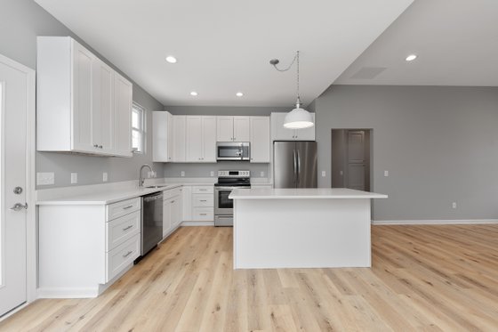 Farmhouse Interior - Kitchen Plan #430-209