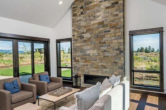 Interior - Family Room 1 for Traditional House Plan #895-59 - 4 bed, 4.5 bath