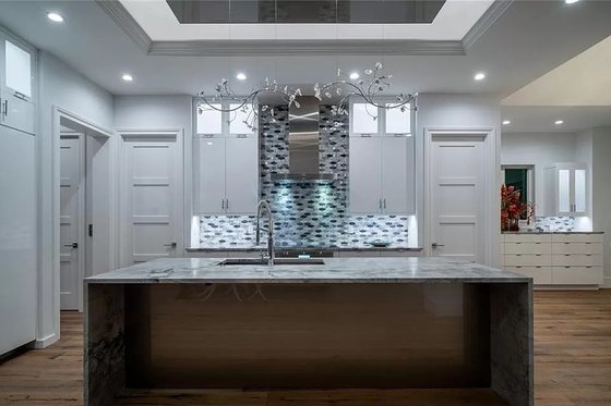 Interior - Kitchen for Beach House Plan #548-54 - 4 bed, 4.5 bath