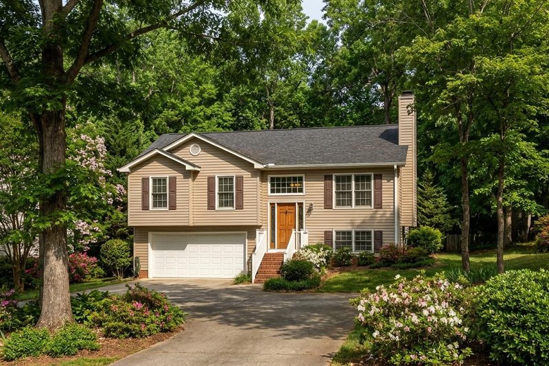 Home Plan - Traditional Exterior - Front Elevation Plan #22-537