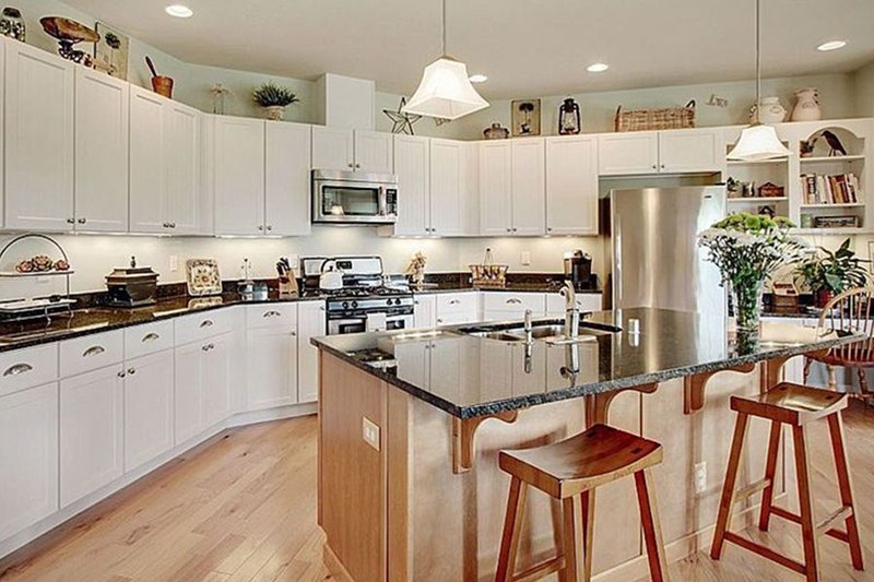 Architectural House Design - Photo 10 for Craftsman House Plan #132-101 - 2 bed, 2 bath