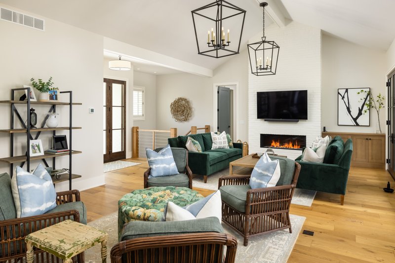 House Plan Design - Interior - Family Room for Farmhouse House Plan #928-369 - 5 bed, 3.5 bath