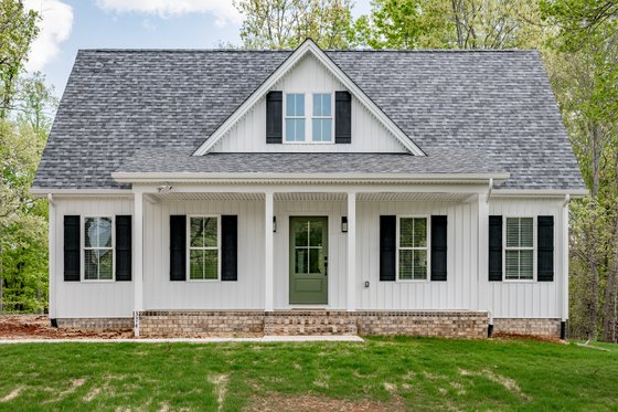 Exterior - Front Elevation for Farmhouse House Plan #1116-21 - 3 bed, 2.5 bath