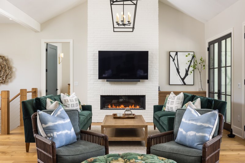 House Plan Design - Interior - Family Room 1 for Farmhouse House Plan #928-369 - 5 bed, 3.5 bath