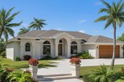 Mediterranean Style House Plan - 4 Beds 2.5 Baths 2710 Sq/Ft Plan #95-113 Exterior 