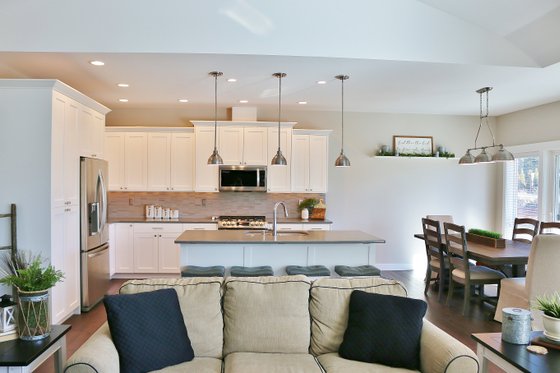 Photo 9 for Craftsman House Plan #1070-75 - 3 bed, 2.5 bath