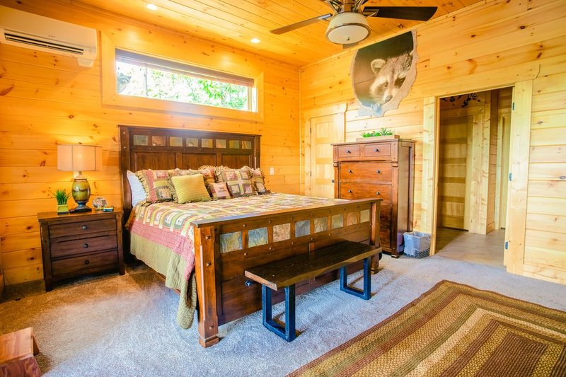 House Plan Design - Interior - Bedroom for Cabin House Plan #123-121 - 6 bed, 5.5 bath